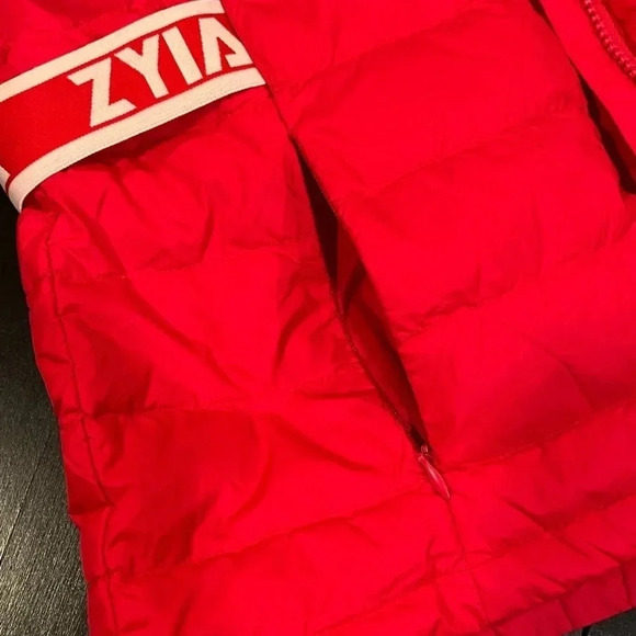 Zyia Alpine Quilted Down and Fether Red Full Zip Vest Womens size Medium - Picture 9 of 12